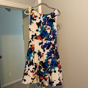 Women’s dress